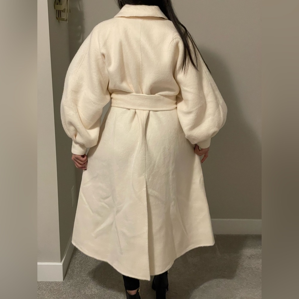 Brand new luxury cream coat from Silk Maison